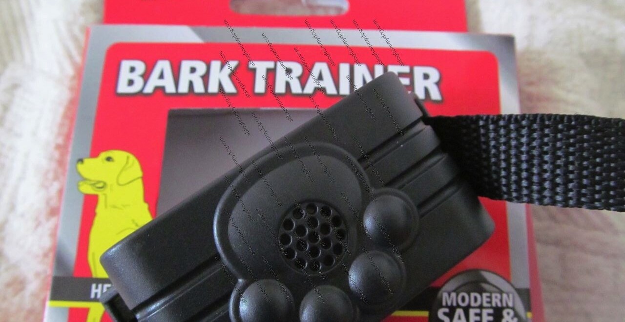 Pest-Stop bark trainer - measures about 7cm x 3.5cm