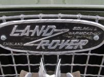 Land Rover vehicle badge